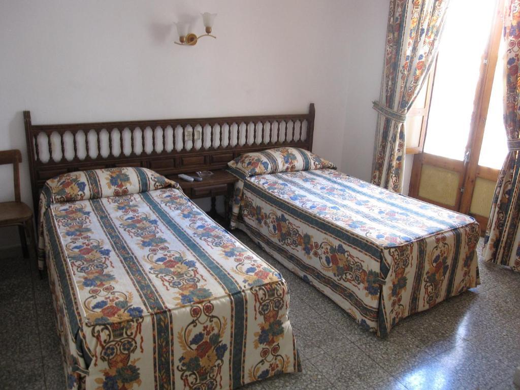Fonda Agusti Hotel Esterri d'Àneu Camera foto